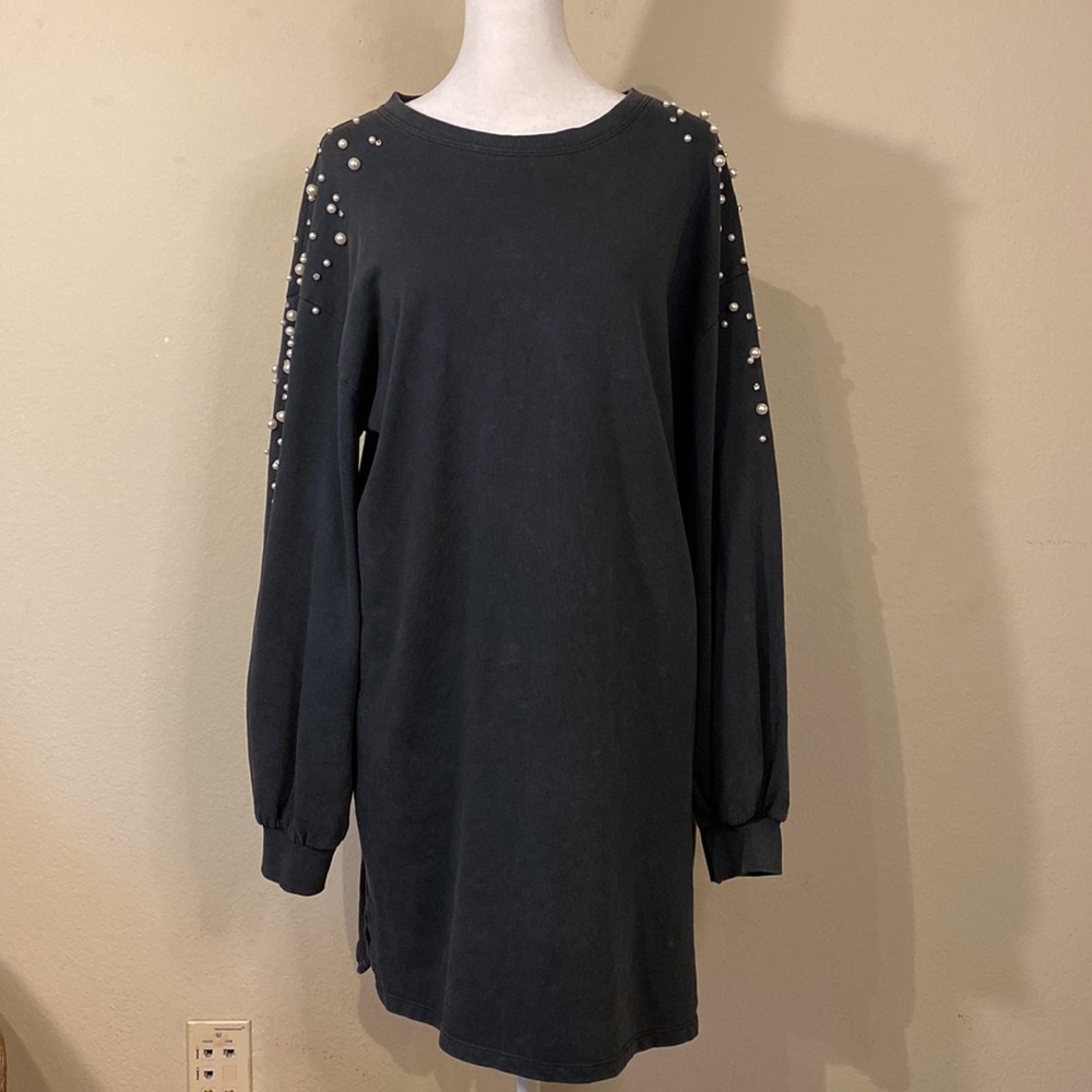 Casual Dress pearl and stone embellished